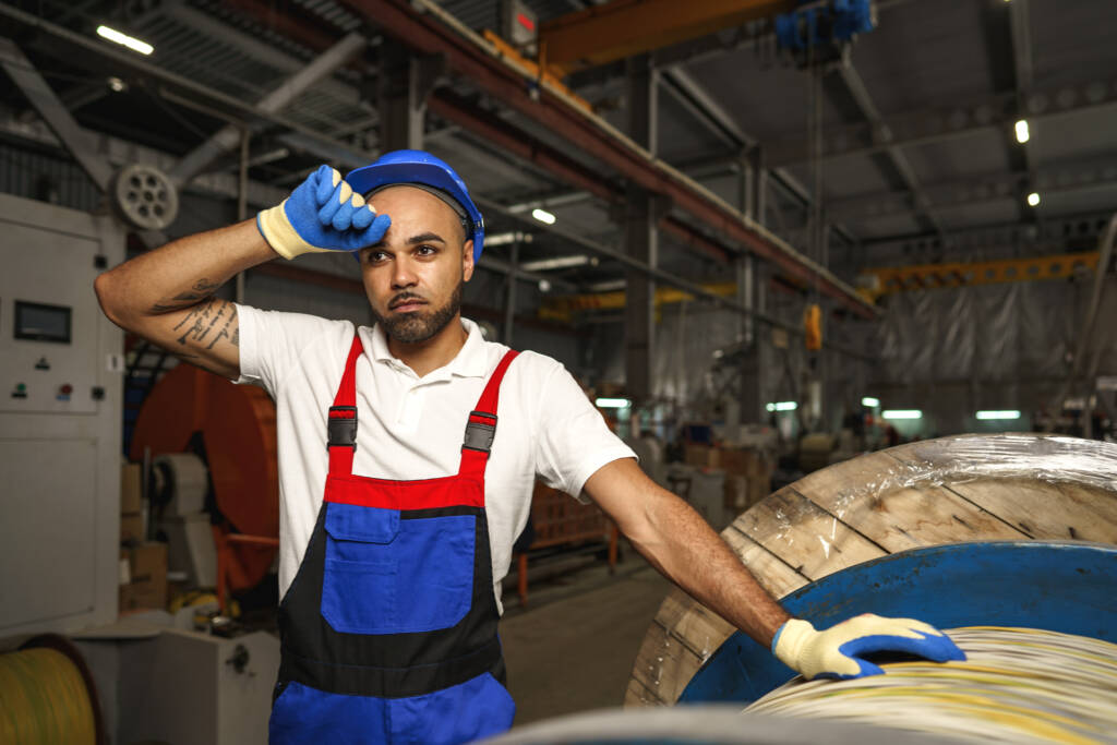A young neyius factory workman